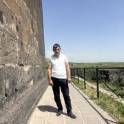  -,   Artur, 35 ,   ,   