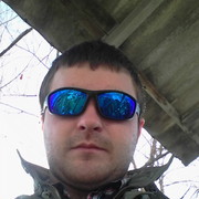  ,   Maxim, 32 ,   ,   , c 