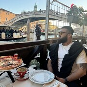  Villafranca di Verona,   Maks, 30 ,   ,   
