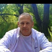  ,   Leon, 51 ,   ,   