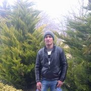  ,   Elmir, 34 ,   