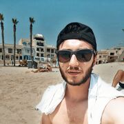  ,  Irakli, 32