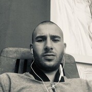  ,  Roman, 25