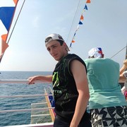  ,   Davo, 32 ,   ,   , c 