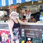  ,   Elena, 67 ,   ,   