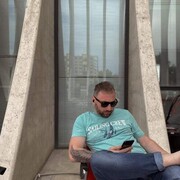  ,  Iko, 37