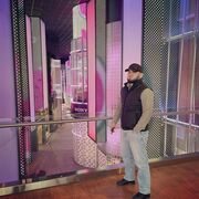  ,   Artur, 29 ,  