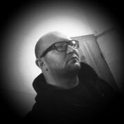  ,  Deonis, 38