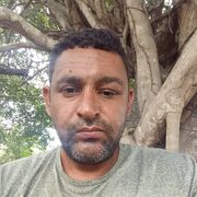  --,  Paulo grande, 41