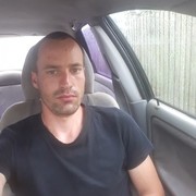  ,  Tudor, 33