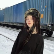  , 