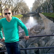  ,   Sergej, 41 ,   