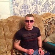  ,  Kolya, 35