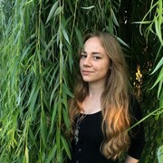  ,  Kira Marks, 25