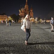  ,  Milana, 27