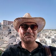  ,  Nicky, 53