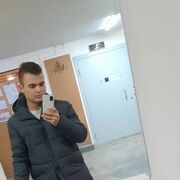  ,  Roman, 24