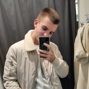  ,  Andrey, 22
