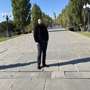  ,   Arman, 37 ,   ,   