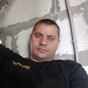  ,  Nik, 37