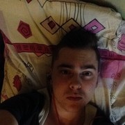  ,  Beka, 32
