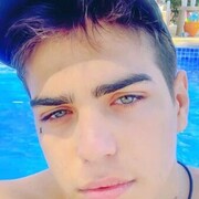  ,  Alex, 25