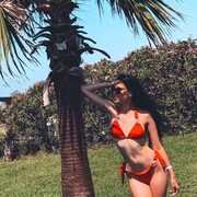  ,   Diana, 25 ,   ,   