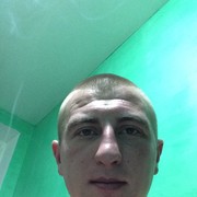  Piastow,  Nazar, 33