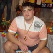  ,   Valik, 32 ,  