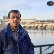  ,   Hossein, 46 ,   ,   