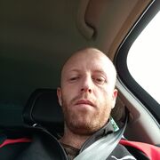  ,  Eugeniu, 35