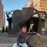  ,   Yury, 33 ,   ,   