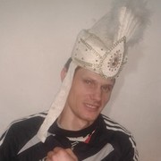  ,   Denis, 33 ,   ,   , c 