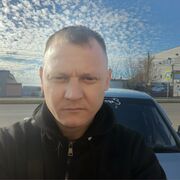  ,  Pavel, 37