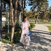  Steti,  Yulia, 24