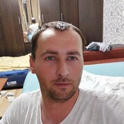  ,   Maxim, 37 ,   ,   