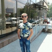  ,   Artem, 50 ,   