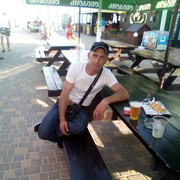  ,   Arik, 47 ,  