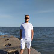  ,   Bogdan, 25 ,   ,   