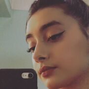  ,  Melaniya, 22