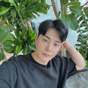  Abbots Langley,  Han ji hoon, 43