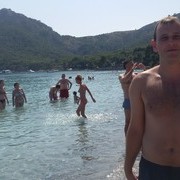  ,   Viktor, 35 ,   ,   , c , 