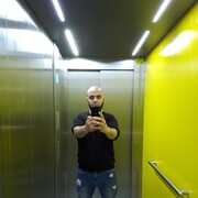  ,   Artur, 34 ,   