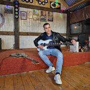  ,   Mikhail, 32 ,   ,   