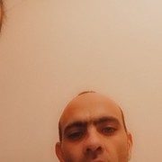  ,   Artur, 40 ,   ,   , c 