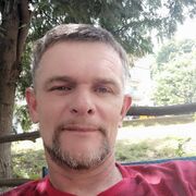  ,  Andrii, 52