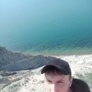  ,   Denis, 34 ,   ,   