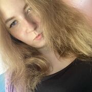  ,  Irina, 24