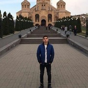  ,  Arsen, 27