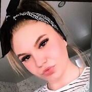  ,  Alina, 25